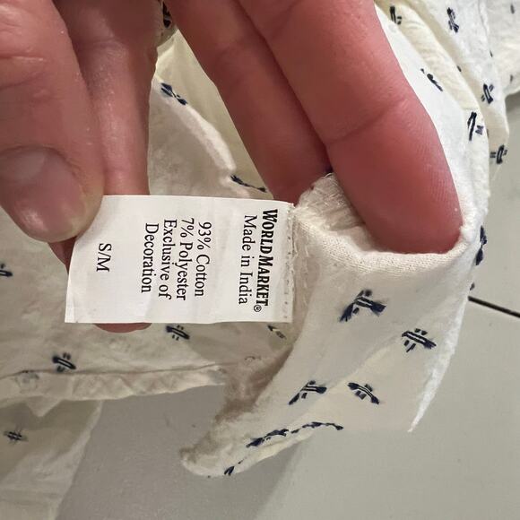 World Market White Floral Embroidered Puffed Sleeve Blouse Tassel Tie Top Size M - Picture 8 of 11